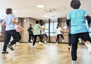 PXL 20230822 055747001 300x214